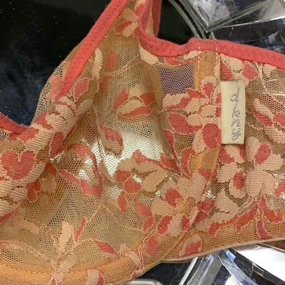DKNY Peach & Coral Unlined Lace Bra 34B - Picture 6 of 7